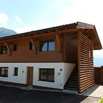 Chalet Fuegen Alpstuga Fügen
