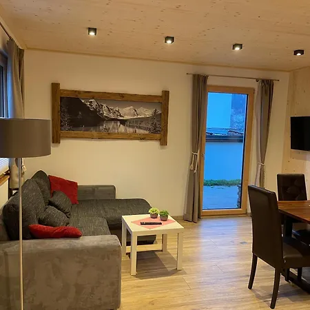 Chalet Fuegen * Fügen