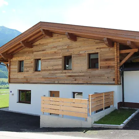 Chalet Fuegen Dağ evi