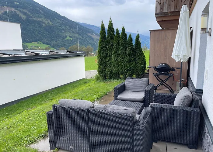 Chalet Fuegen Domek alpejski