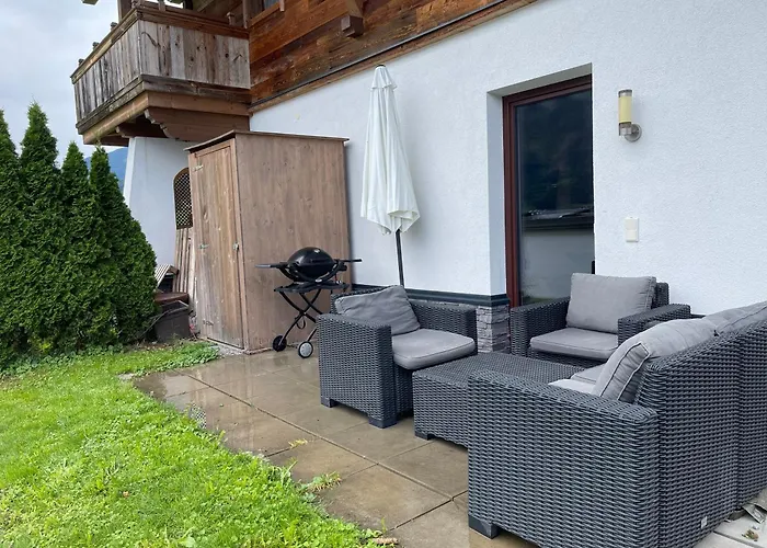 Chalet Fuegen Domek alpejski *